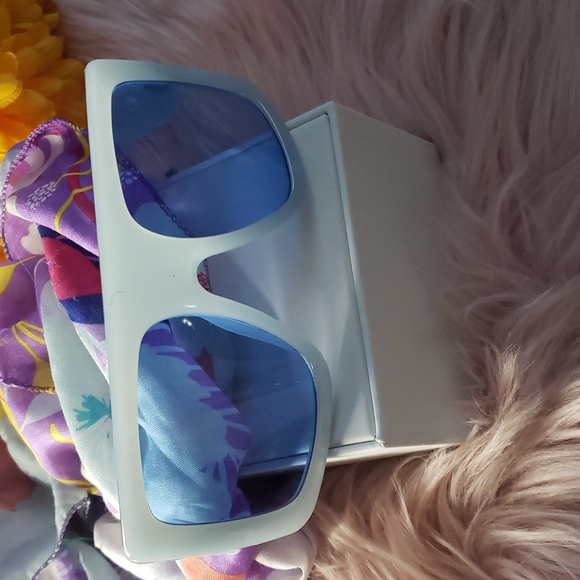 Fashion Shades Blue - Picture 4 of 4